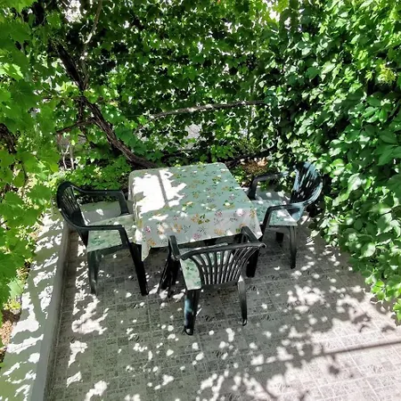 Apartment Sersic Baska (Krk)